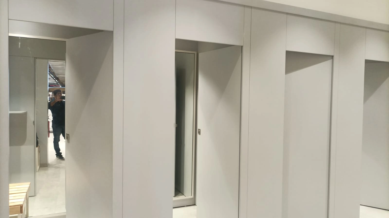 Style Union The Grand Venice Mall, Greater Noida Complete Interior Fit-Out gallery thumb 7